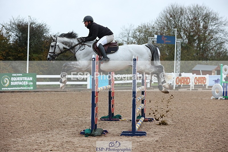 231112A-133623-04548 - Cls 20 Newcomers & 1.10m Open