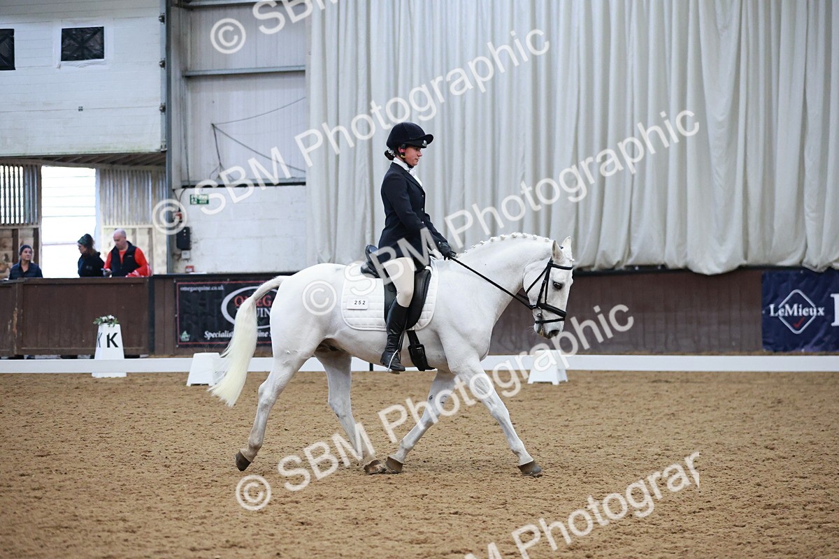 SBM_004490 - Ring 3 - International -  Working Hunter Classes 23-2-25