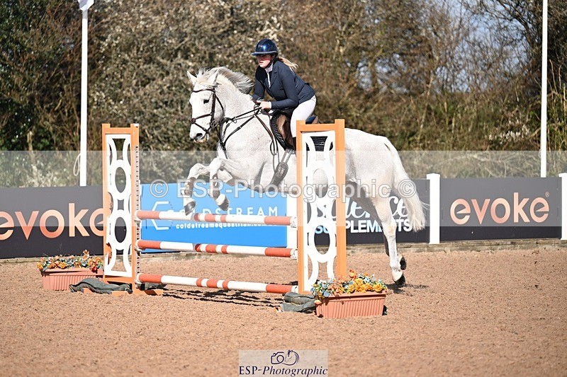 260328-100330-02947 - Cls 20 British Novice and 90cm Open