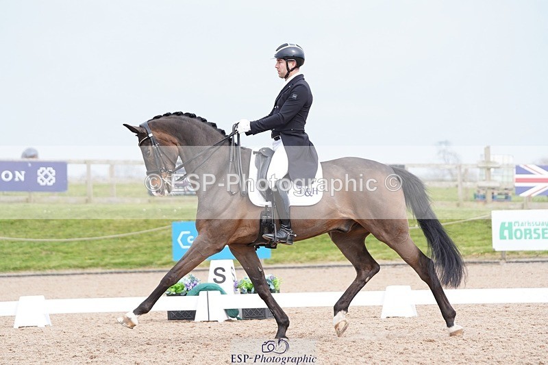 250403-152302-03122 - 032-Darren.Hicks-Sir.Robinson