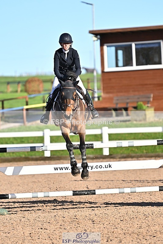 241120X-134751-00610 - Cls 05A&B Snr Fox & 120 Open