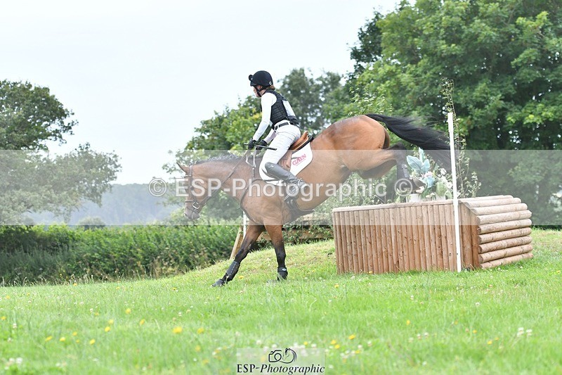 240803-121033-03490 - 073-Keara_Schmidt-CALLISTA_DIAMOND