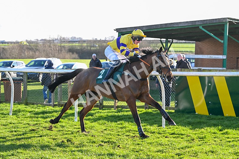 270224-Race 3-Chase A Fortune-3394 - Race 3