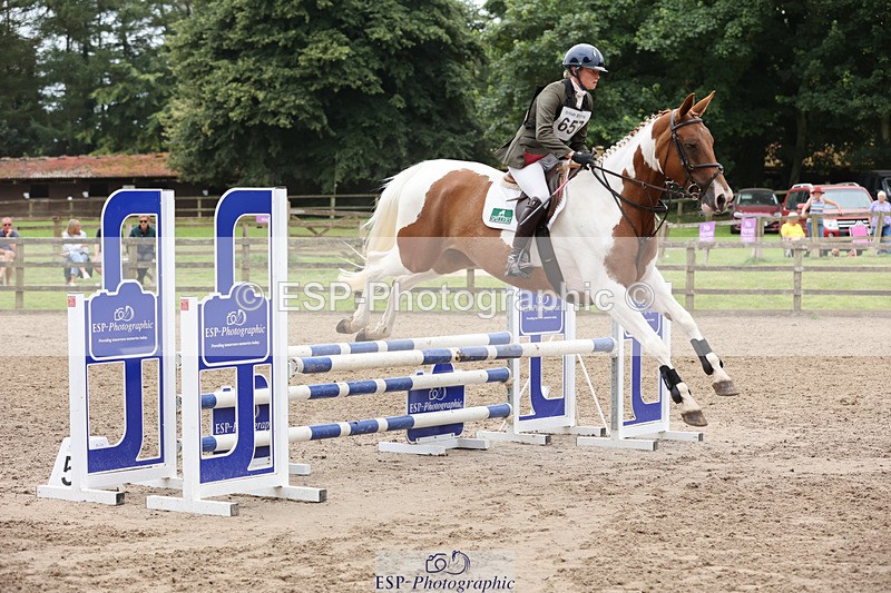 240804-143058-15921 - 657-Althea_Bleekman-SHOVERN_ON_ICE