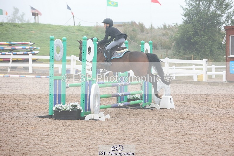 240630A-085230-11329 - Cls 30 British Novice and 80cm Open