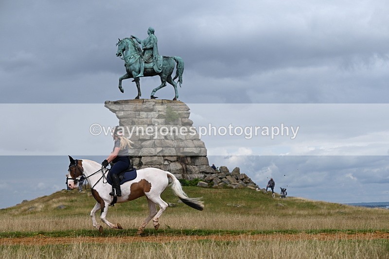 DSC_7938 - Time at Statue 13:16 to 13:52