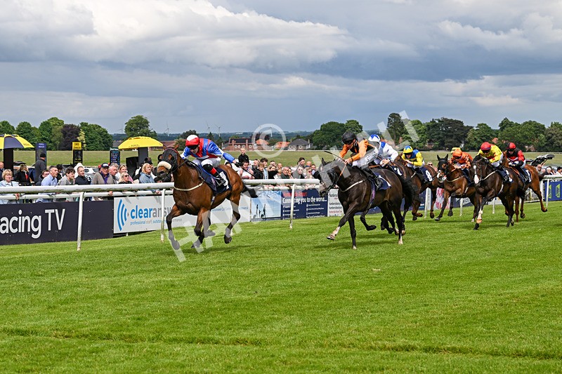 290524-Race 4-Makeen-6181 - Race 4