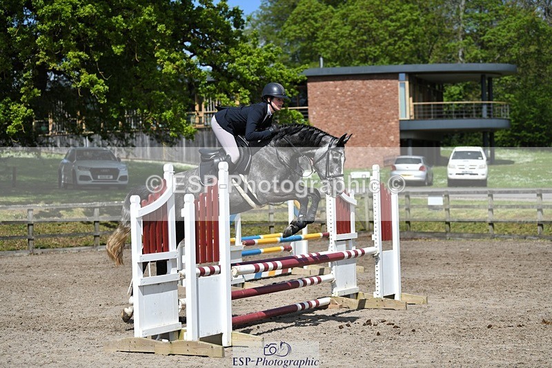 230512-111309-00638 - Cls 10 Snr 85cm Schooling
