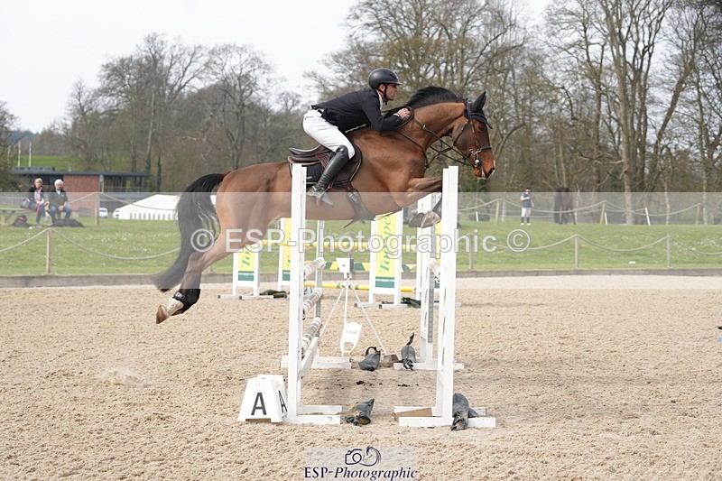 260322A-132444-01837 - 12 Newcomers 1m 10 Open