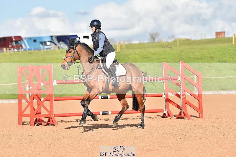 240306A-135556-01511 - Cls 4 Newcomers and 1.10m Open