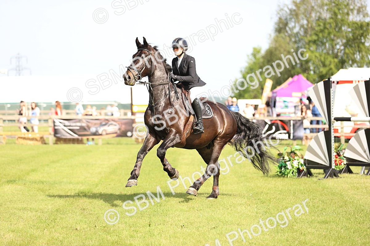 SBM_01408 - Class 200 - Martin Grant Homes Welcome Stakes 1.25m Open