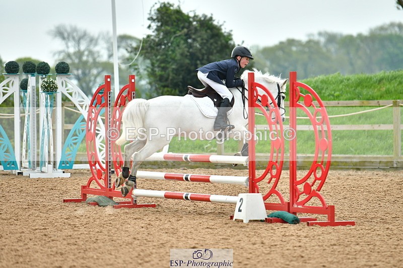 230513A-093124-00108 - Cls 11 Stepping Stones 128+138cm