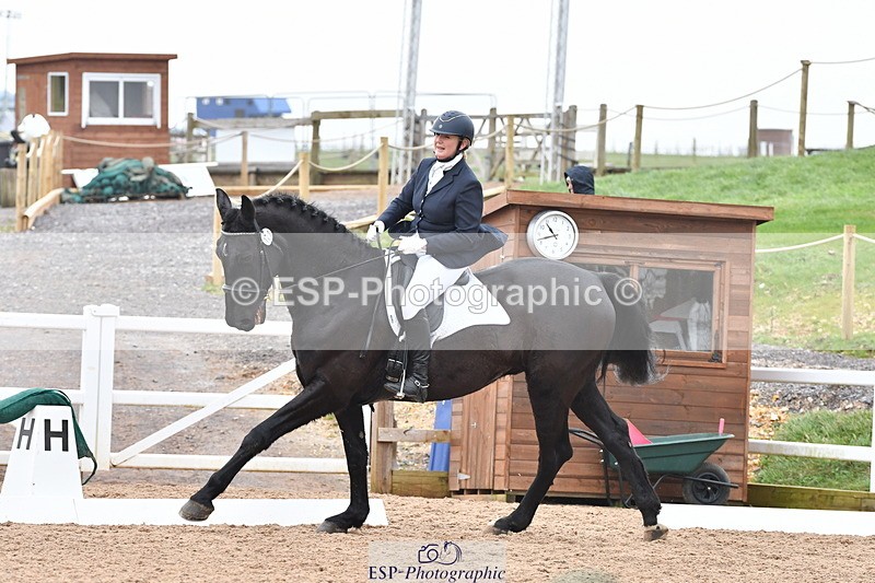 240121A-104318-00462 - Cls 5 Novice 37A