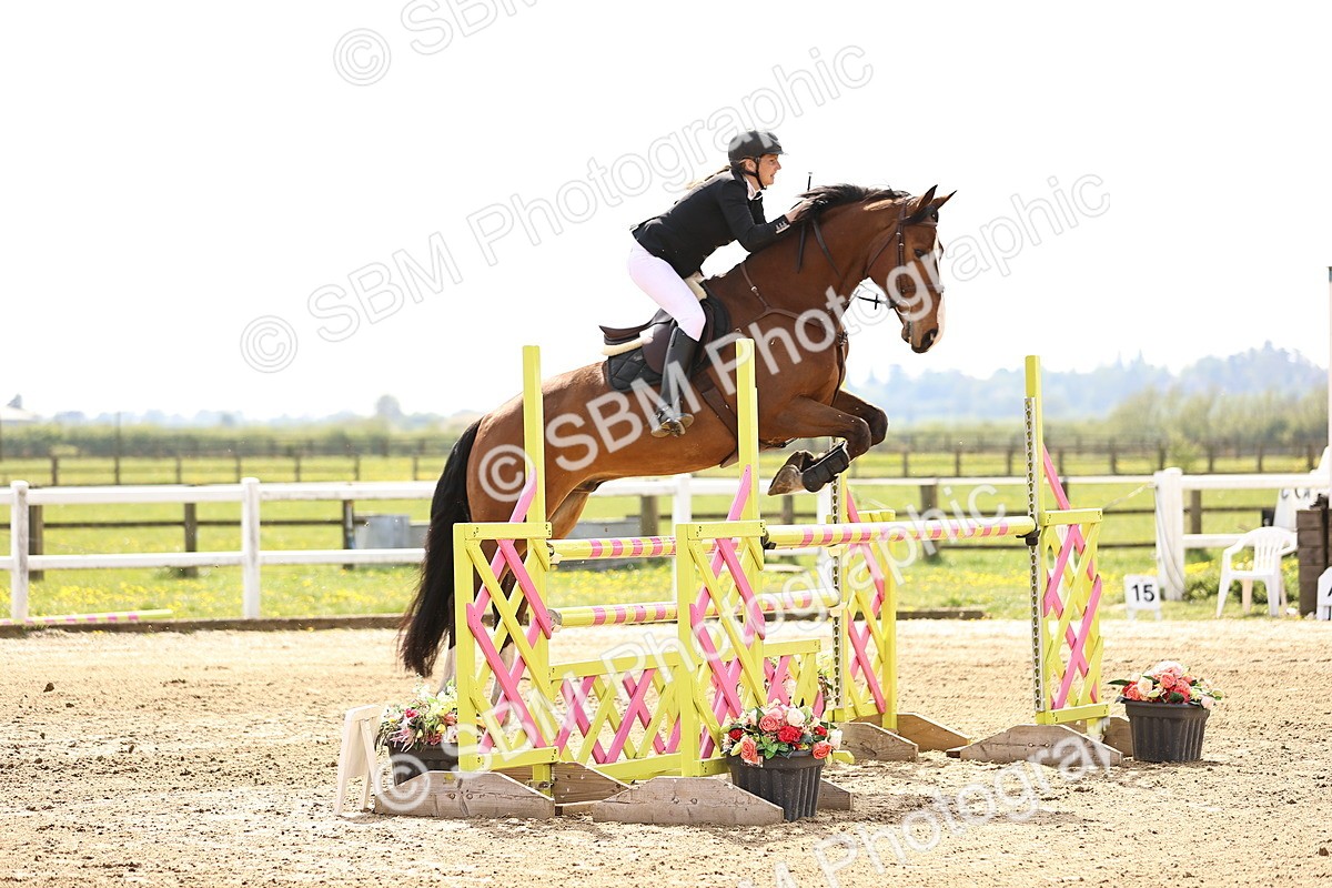  - Class 13 - Senior Foxhunter - 1.20m