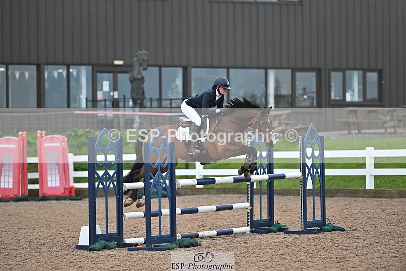 240501A-095227-00093 - Cls 5 Snr Discovery and 1m Open