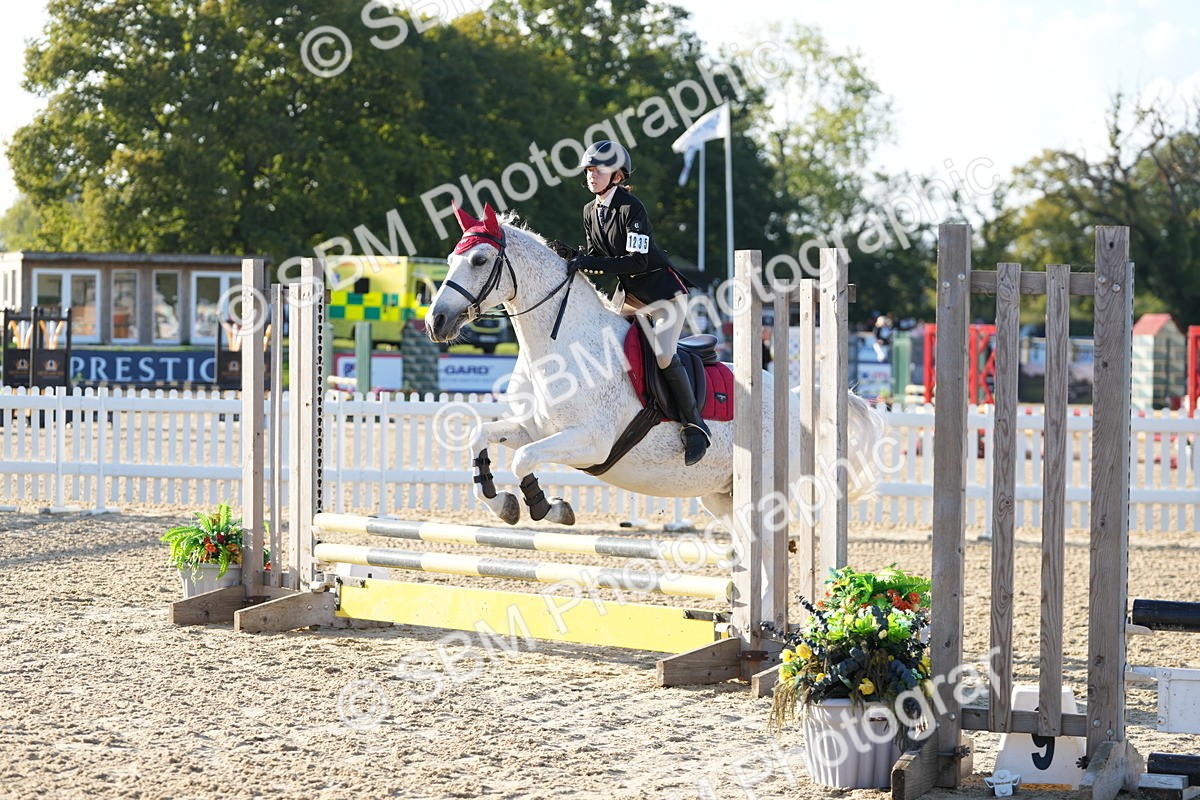 SBM_14067 - J57 - Clear Round 60cm