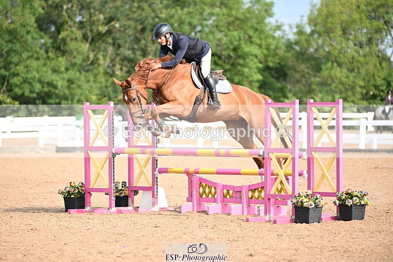 240802A-091954-03355 - Cls 21 A&B Brit Nov & 90cm Open