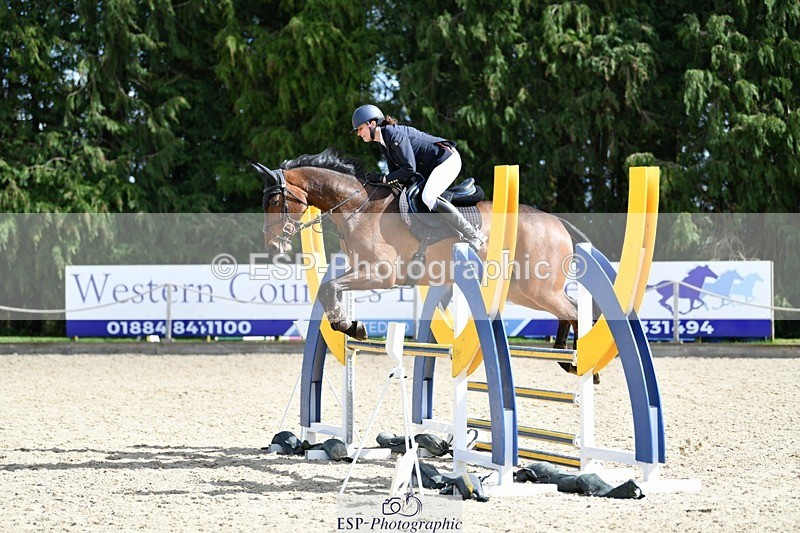 240324-120332-02435 - Cls 9 Snr 1.05m Open