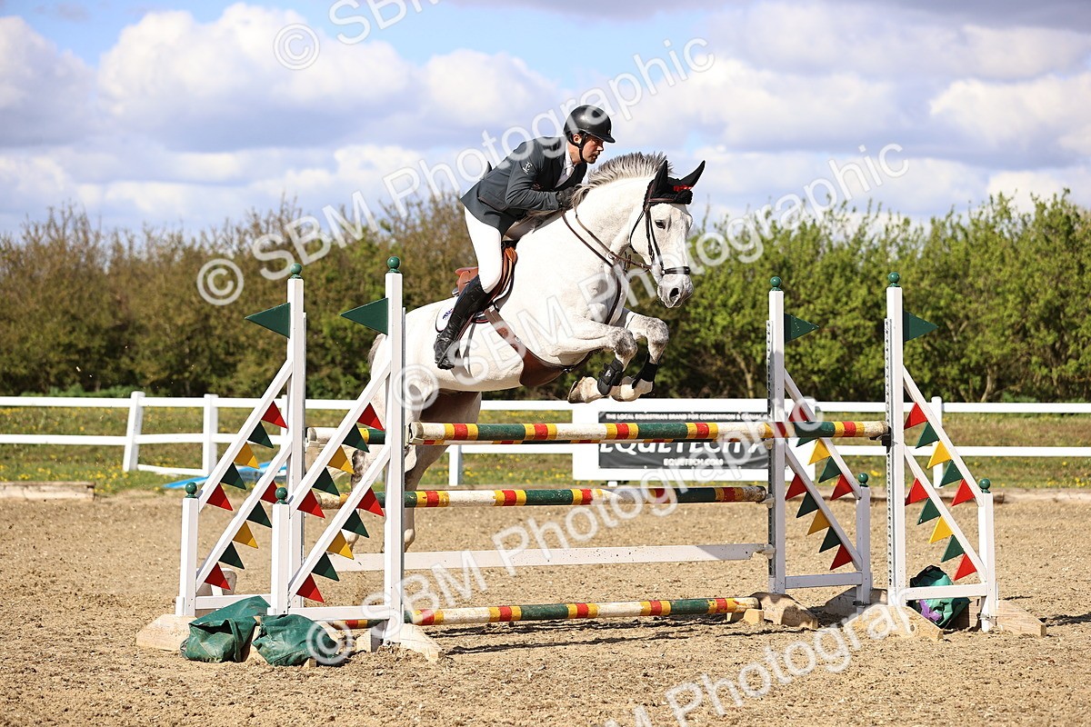 SBM_004974 - Class 19 - Senior Foxhunter - 1.20m