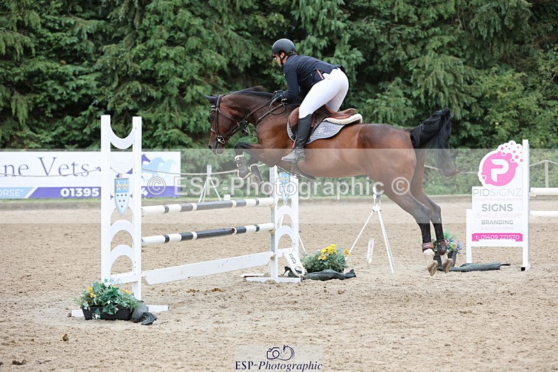 250705A-175955-16708 - Cls 37 1.05m Amateur Quali