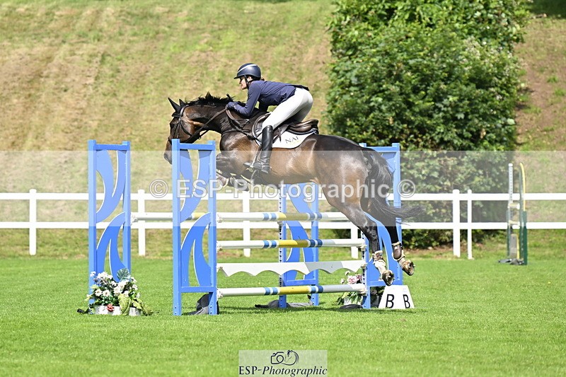 250613A-103814-00518 - Cls 1 Snr Newcomers and 1.10m Open