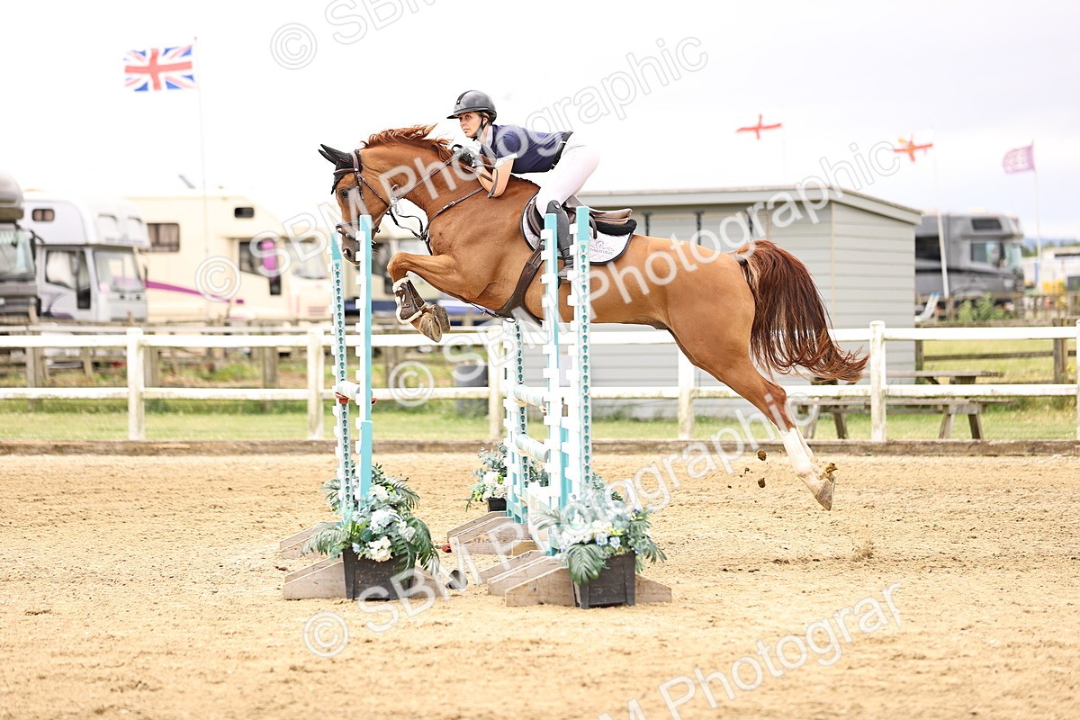 SBM_003211 - Class 21 - Senior Newcomers - 1.10m