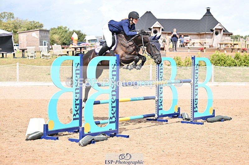 250827B-141411-00679 - Cls 6 Snr Fox 1.20m & Cls 7 1.30m