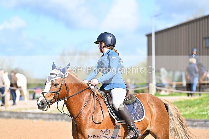 240504A-094649-00971 - Cls 1 Pony Intro 70cm