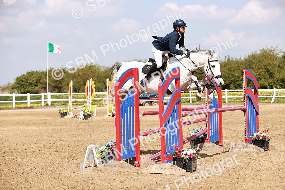  - Class 23 - Senior 1.05m