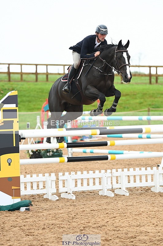 230505A-105218-03526 - Cls 21 Snr 1.20m Open