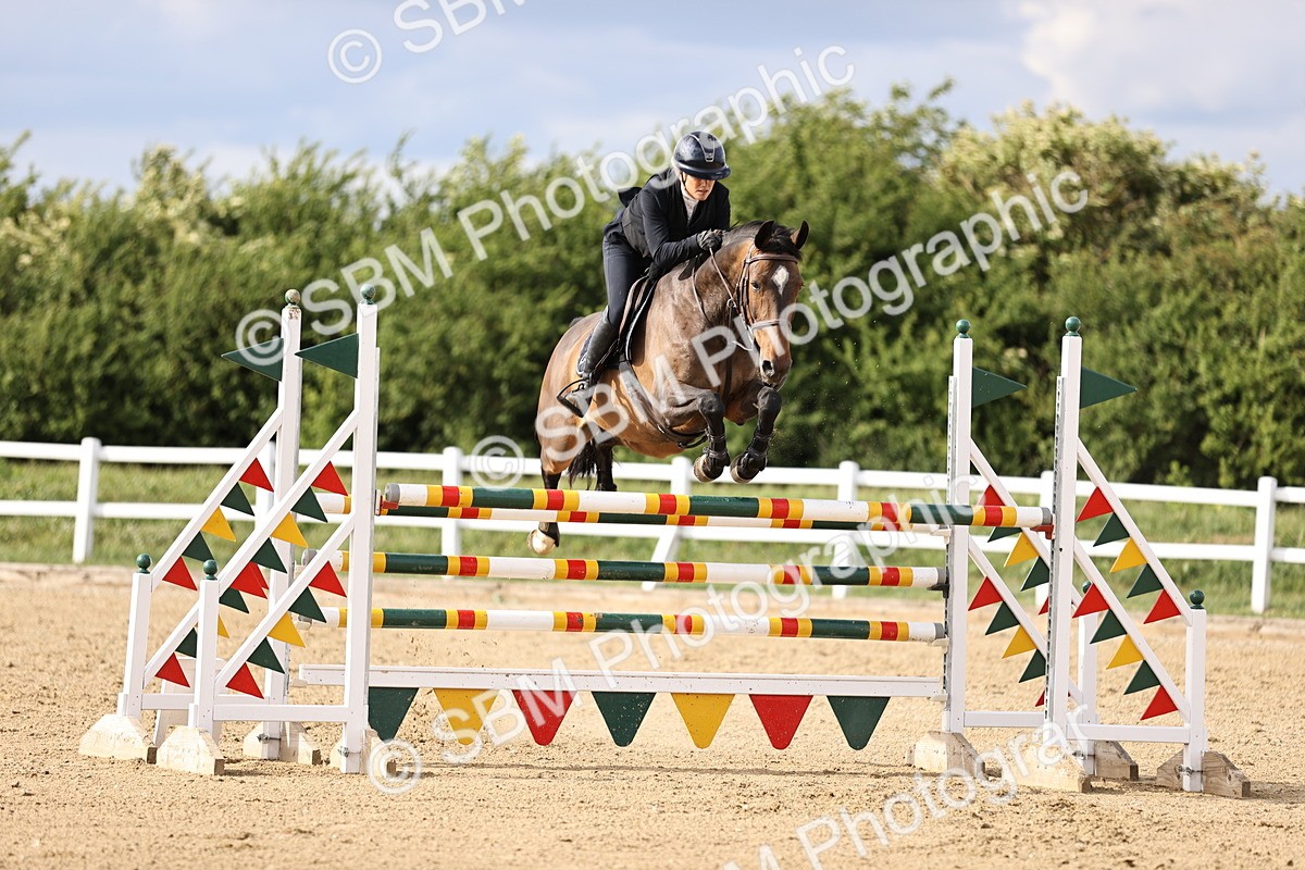 SBM_003873 - Class 13 - Senior Foxhunter - 1.20m