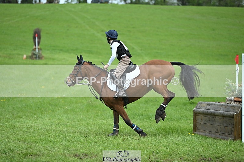 250419-143037-11767 - 711-Osbert.Stone-BALLYARD.BROUGH.LADY