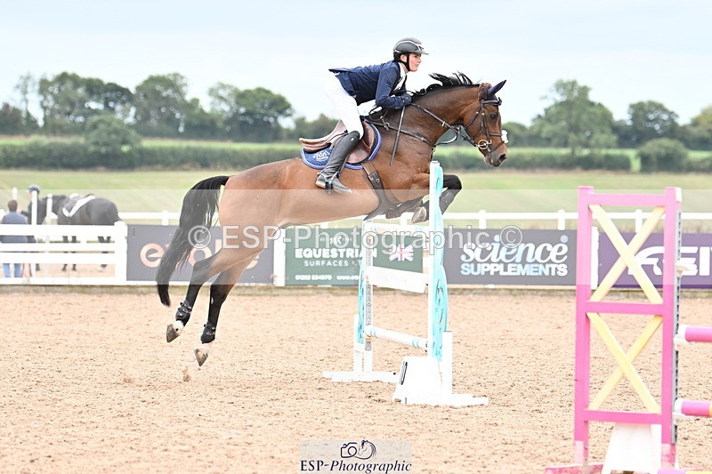 250820B-142600-00933 - Cls 7 National 1.30m and 1.40m