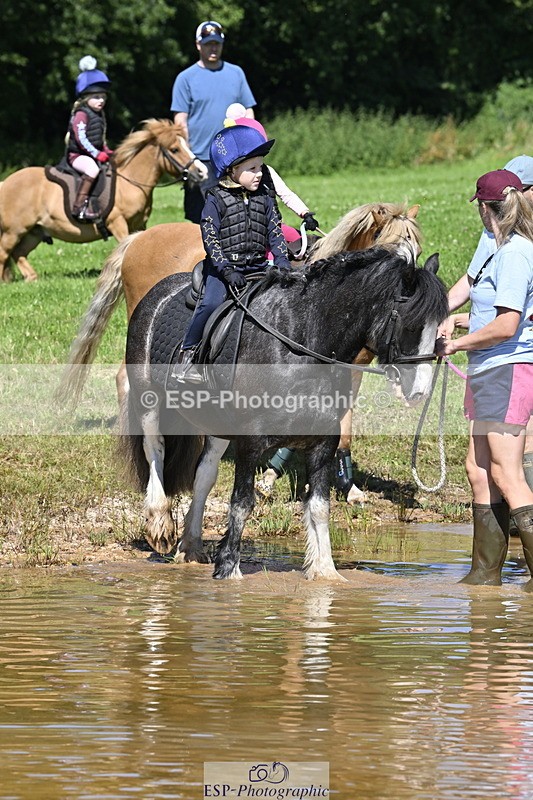 240728B-110759-01104 - Gemma's Group XC