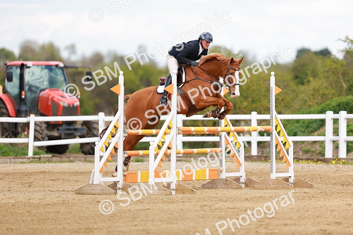 SBM_002053 - Class 4 - Senior Newcomers - 1.10m