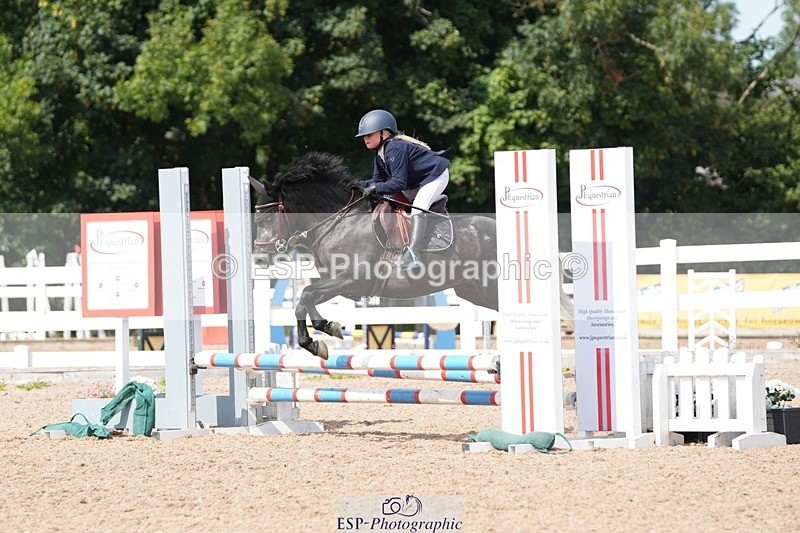 250805-152847-00125 - Clear Round and 60cm