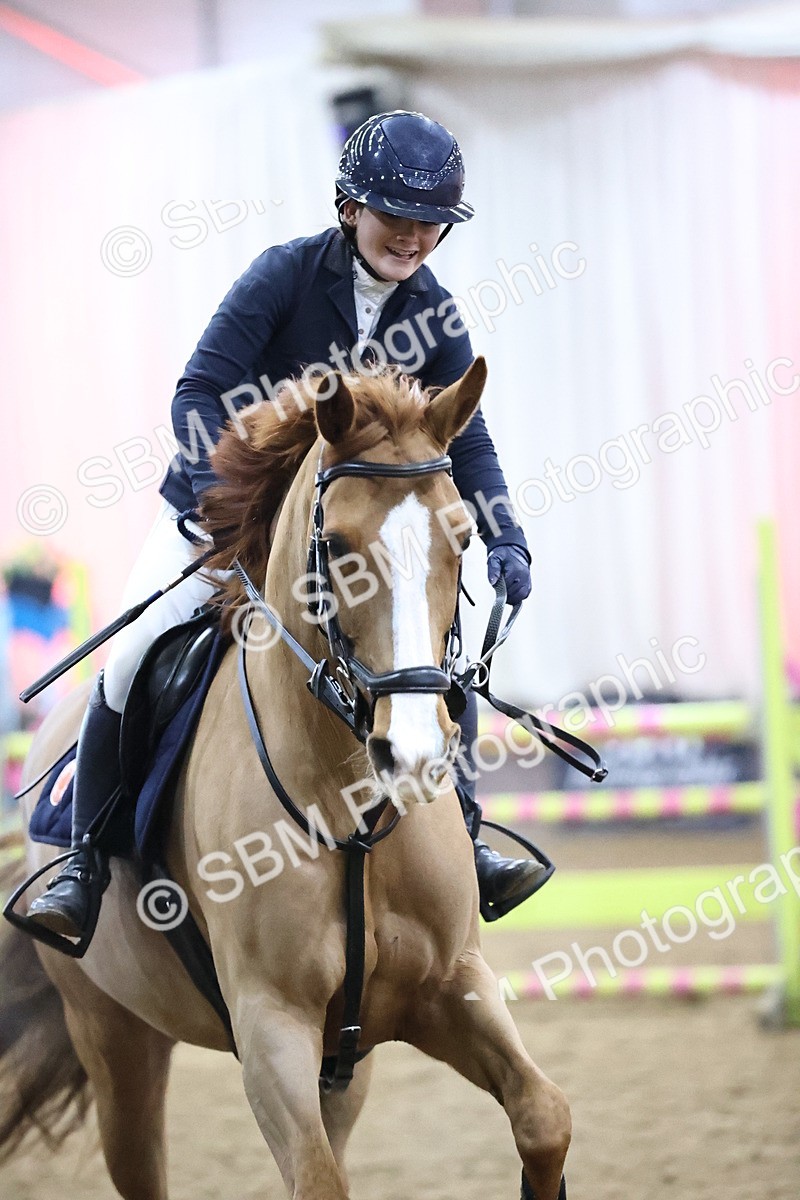 SBM_003132 - Class 11 - Senior Foxhunter - 1.20m