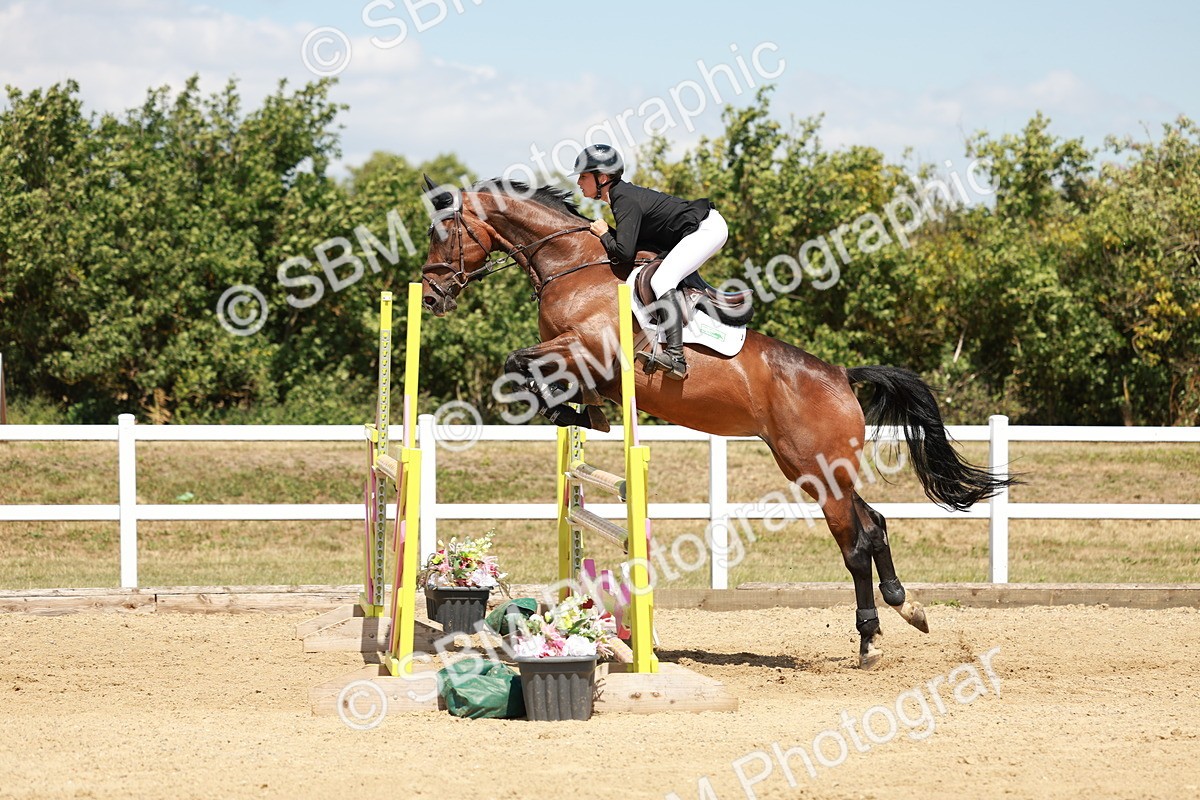 SBM_007582 - Class 3 - Senior Newcomers - 1.10m Open
