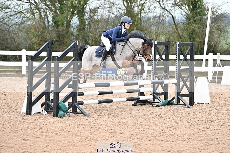 240309A-102221-00087 - Cls 1 Pony Intro 70cm