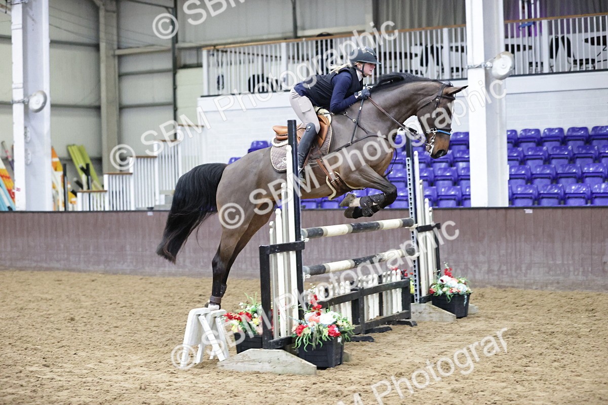 SBM_001454 - Class 4 - Senior Newcomers/ 1.10m Open