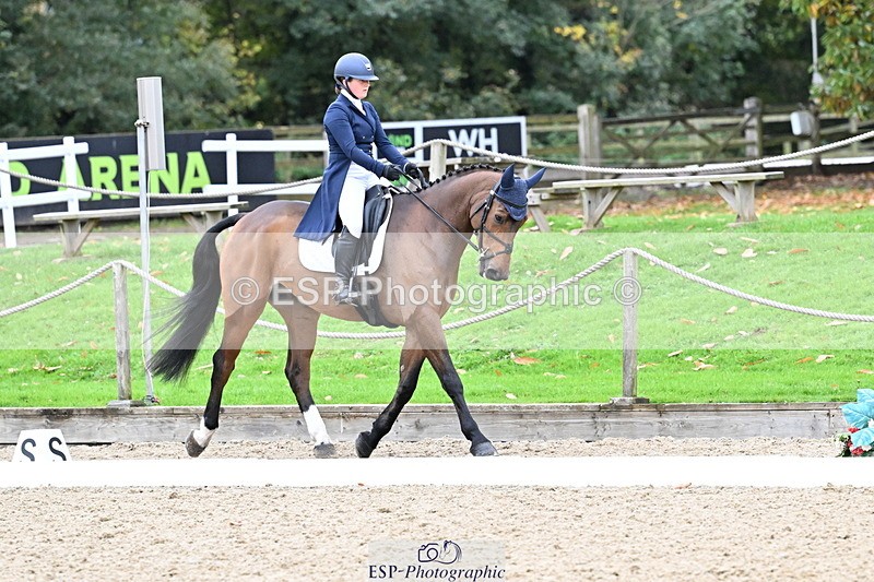 251022A-153045-00561 - B-101-Jemima.Stratton