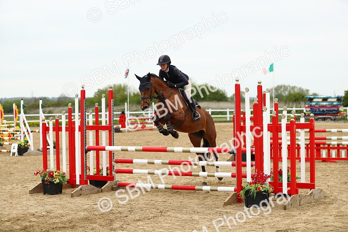 SBM_000516 - Class 2 - Senior British Novice 90cm