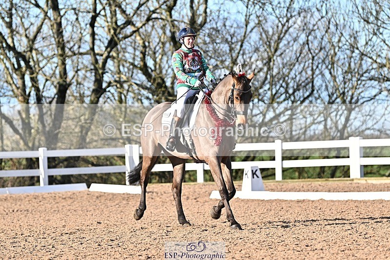 241214-124001-01655 - 106-Tyler.Bradshaw-Mexx