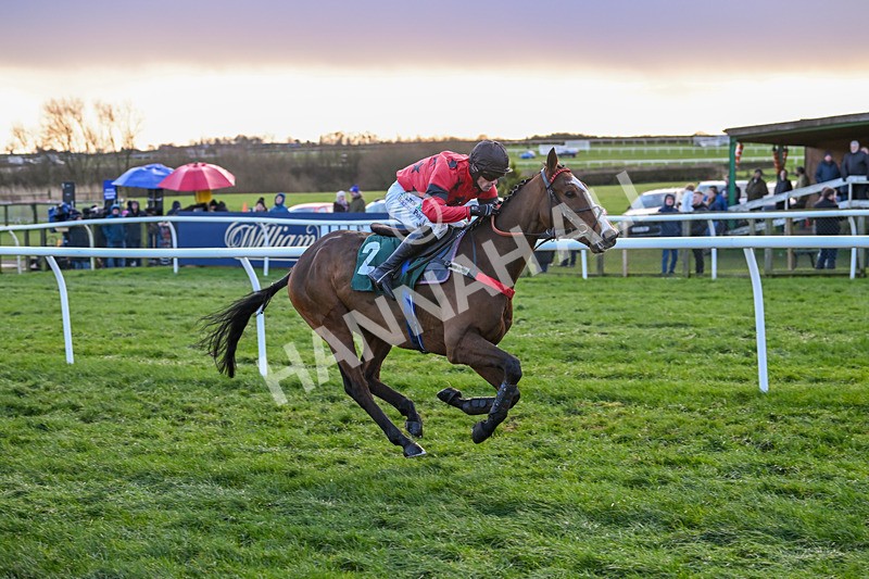 010125-Race 3-How About No-6136 - Race 3