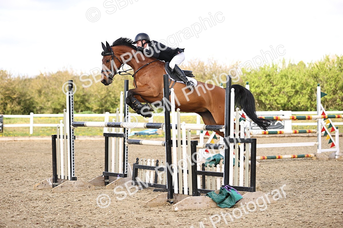 SBM_004810 - Class 19 - Senior Foxhunter - 1.20m