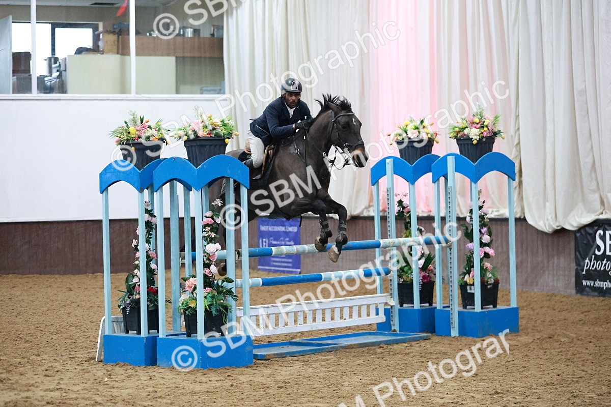 SBM_001027 - Class 4 - Senior Newcomers - 1.10m