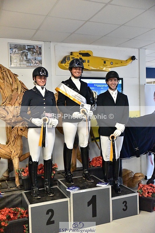 250214-153442-02583 - Advanced Medium Silver Presentations