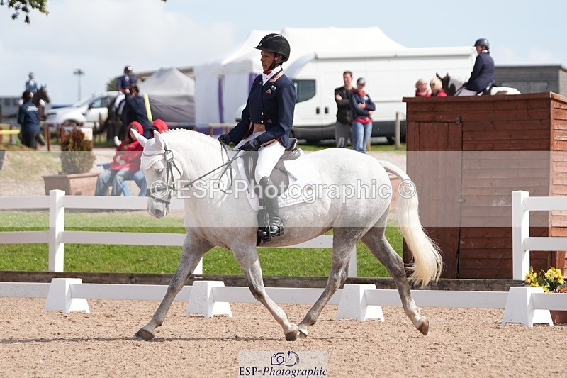 250906-115755-01670 - 010-Donna.HarrisKylah