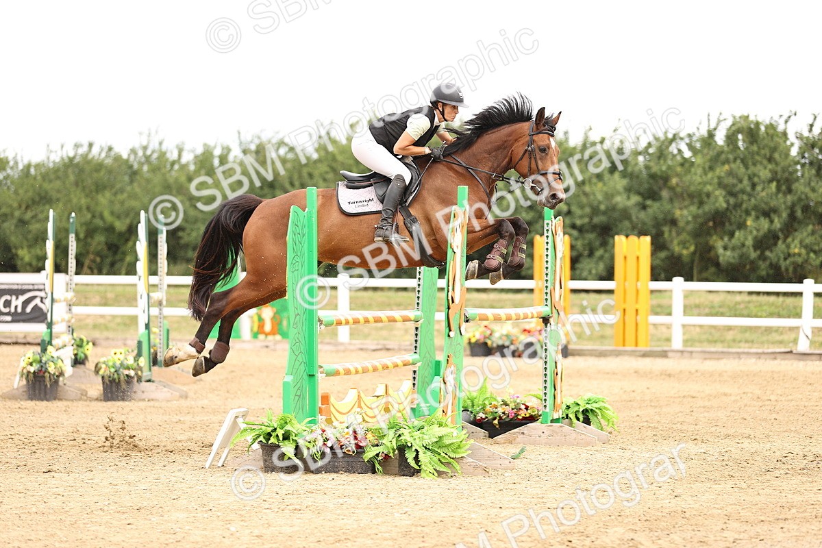 SBM_003160 - Class 21 - Senior Newcomers - 1.10m