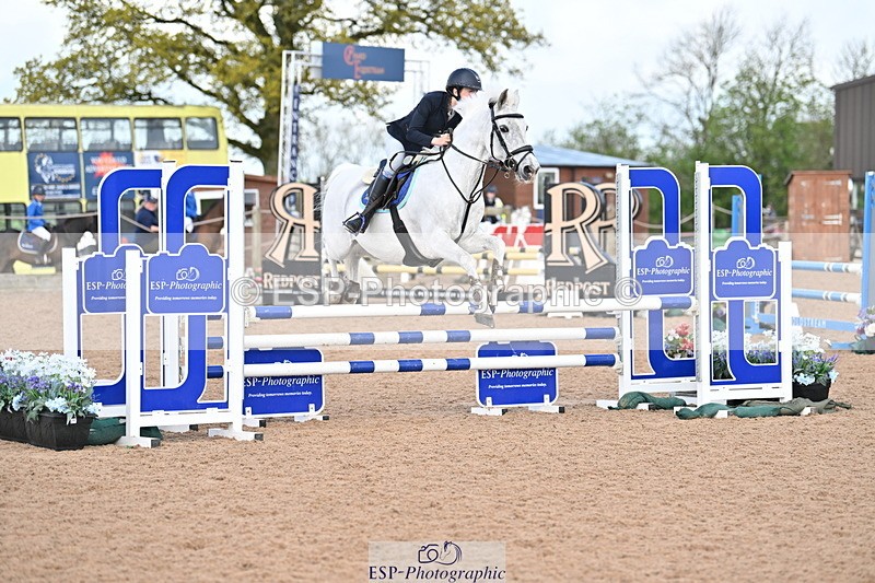 240506A-110824-08418 - Cls 3  Pony Discovery & 90cm Open